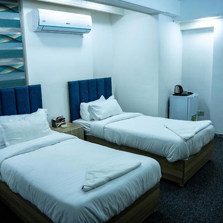 Malik Dijlah Hotel Baghdād エクステリア 写真