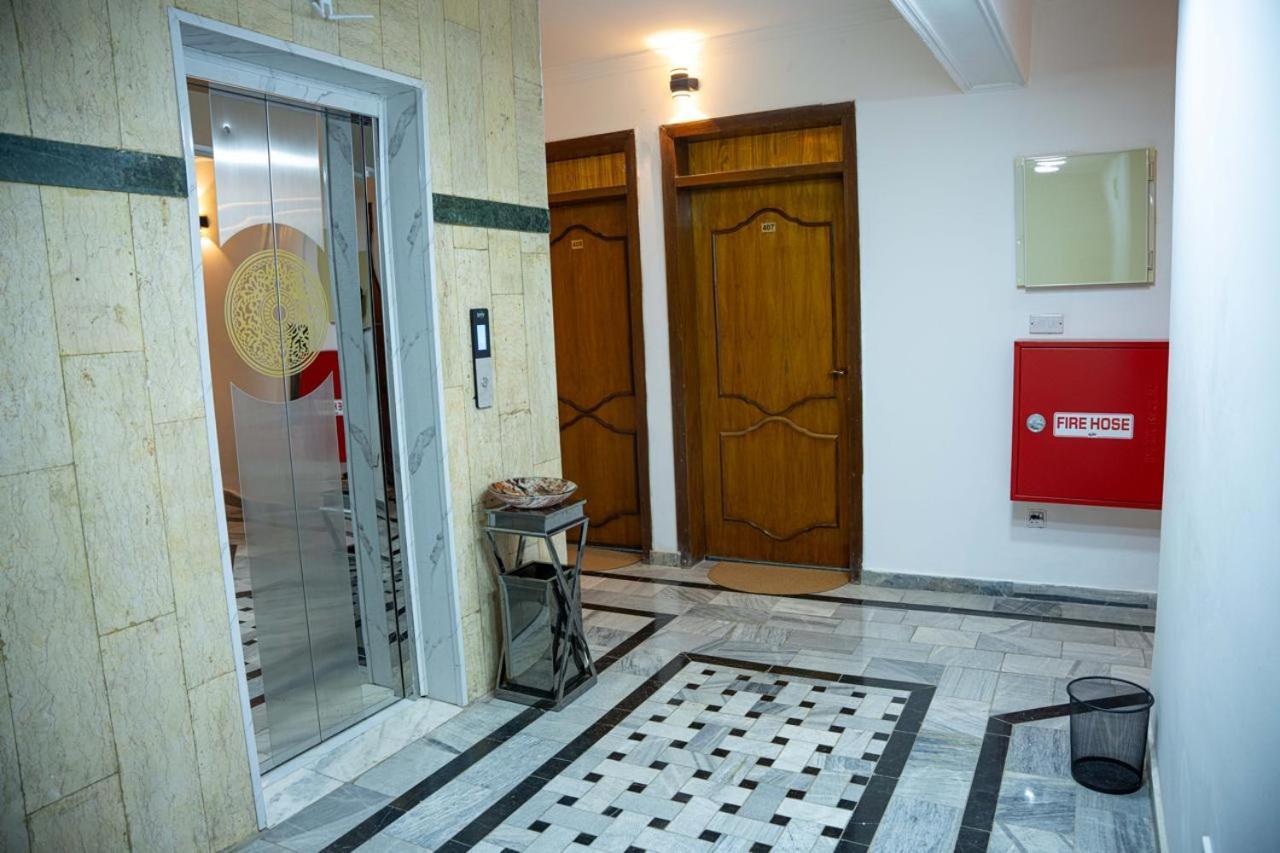 Malik Dijlah Hotel Baghdād エクステリア 写真